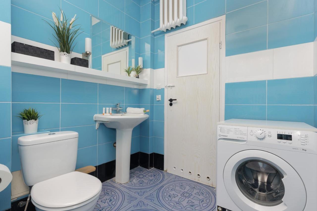 Metro Plac Wilsona Apartments Mickiewicza By Noclegi Renters Varsovie Extérieur photo