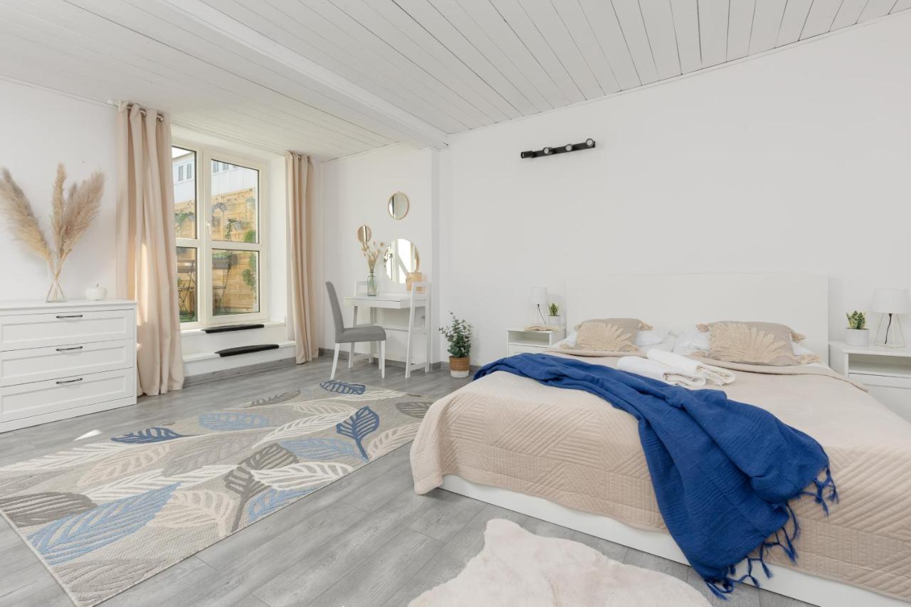 Metro Plac Wilsona Apartments Mickiewicza By Noclegi Renters Varsovie Extérieur photo