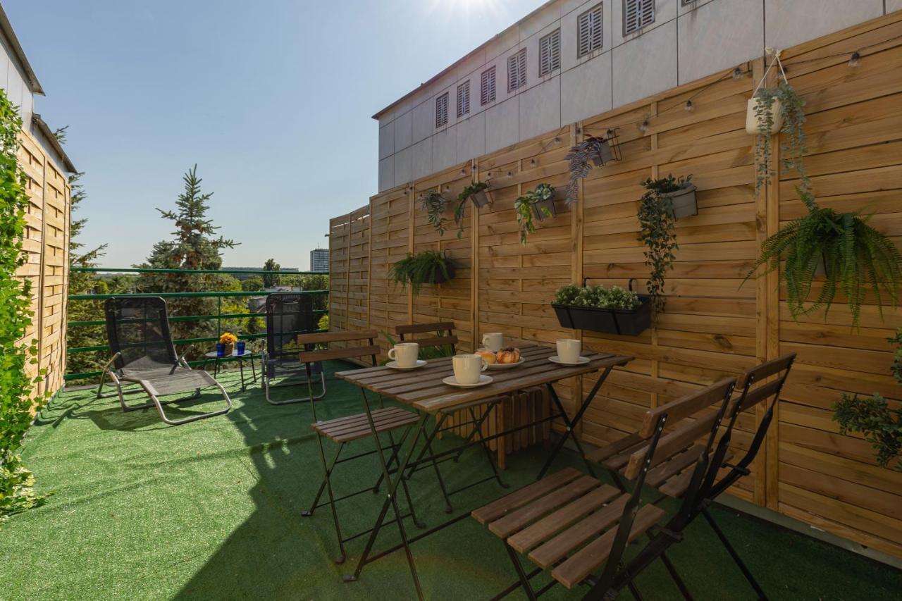 Metro Plac Wilsona Apartments Mickiewicza By Noclegi Renters Varsovie Extérieur photo