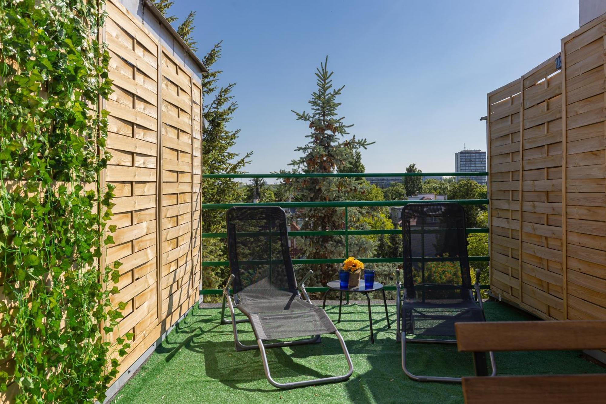 Metro Plac Wilsona Apartments Mickiewicza By Noclegi Renters Varsovie Extérieur photo